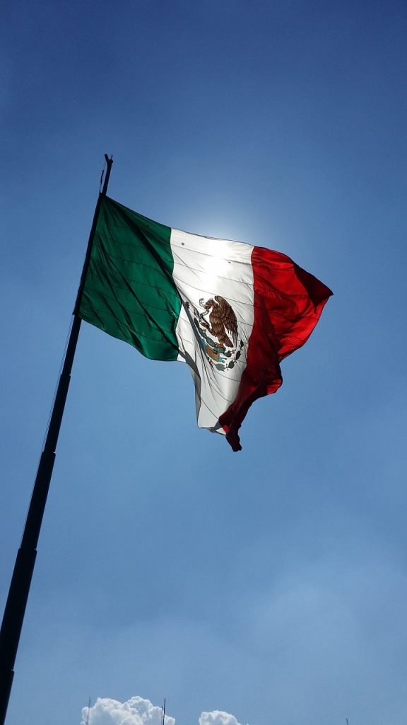 The Mexican Flag - History & Meaning | RoverAtlas